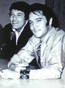 298173_297756623580277_100000378250822_946772_639723577_n